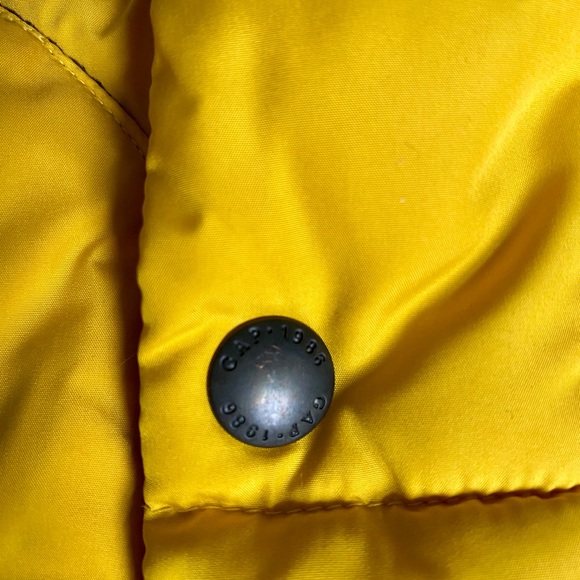 Gap Kids Puffer Vest 12-18 months - Picture 6 of 6